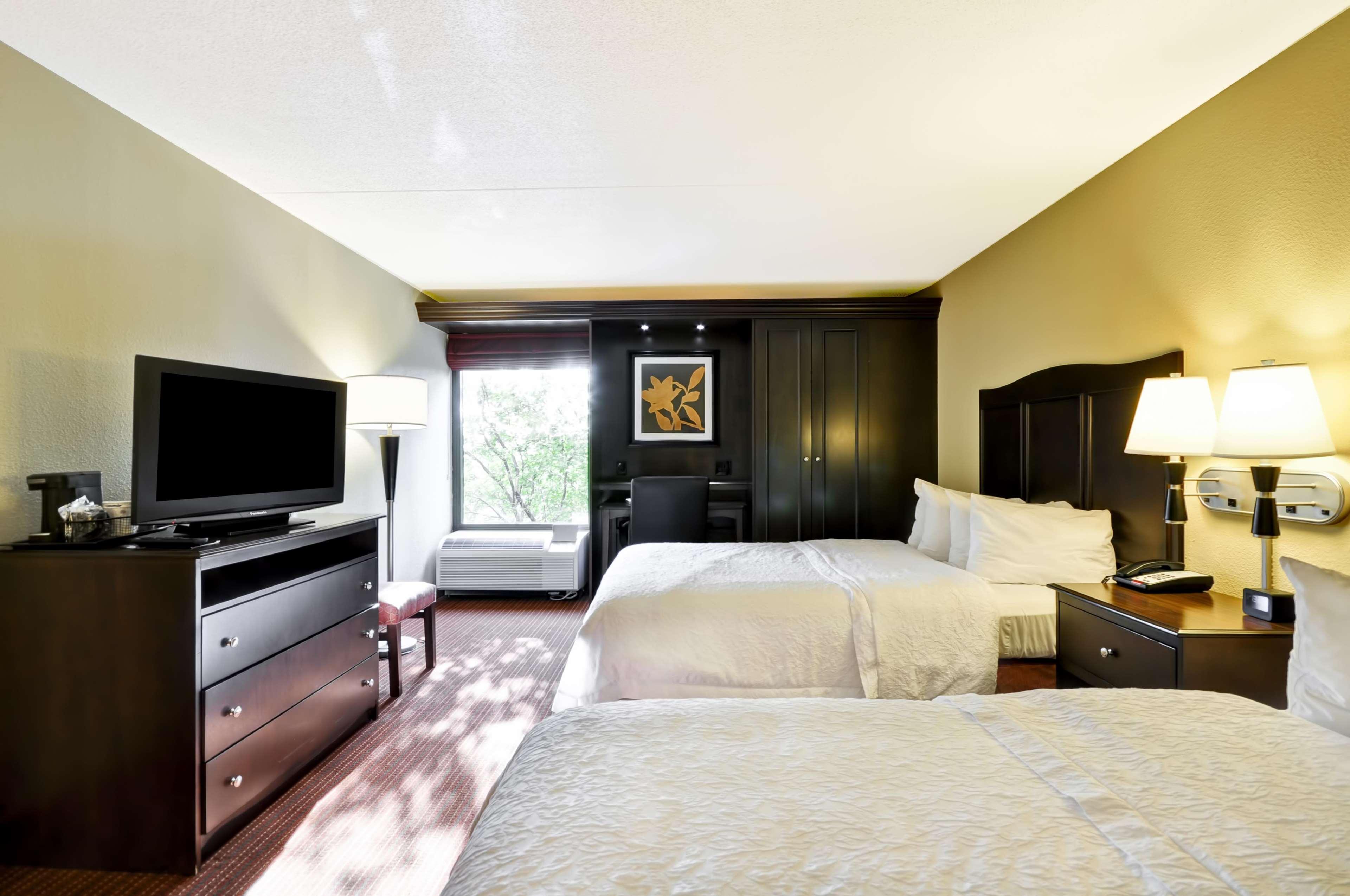 Hampton Inn Overland Park Dış mekan fotoğraf