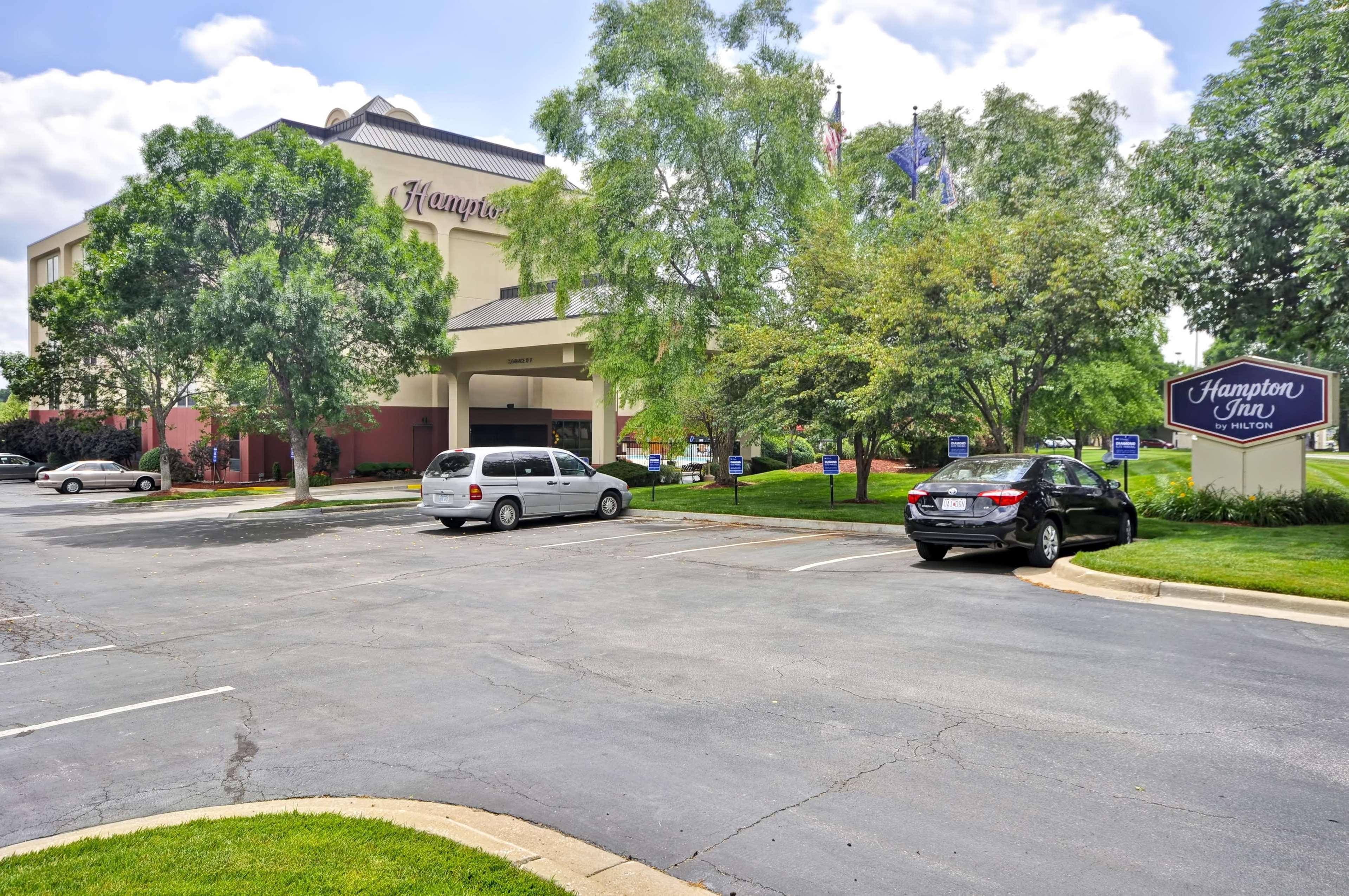 Hampton Inn Overland Park Dış mekan fotoğraf