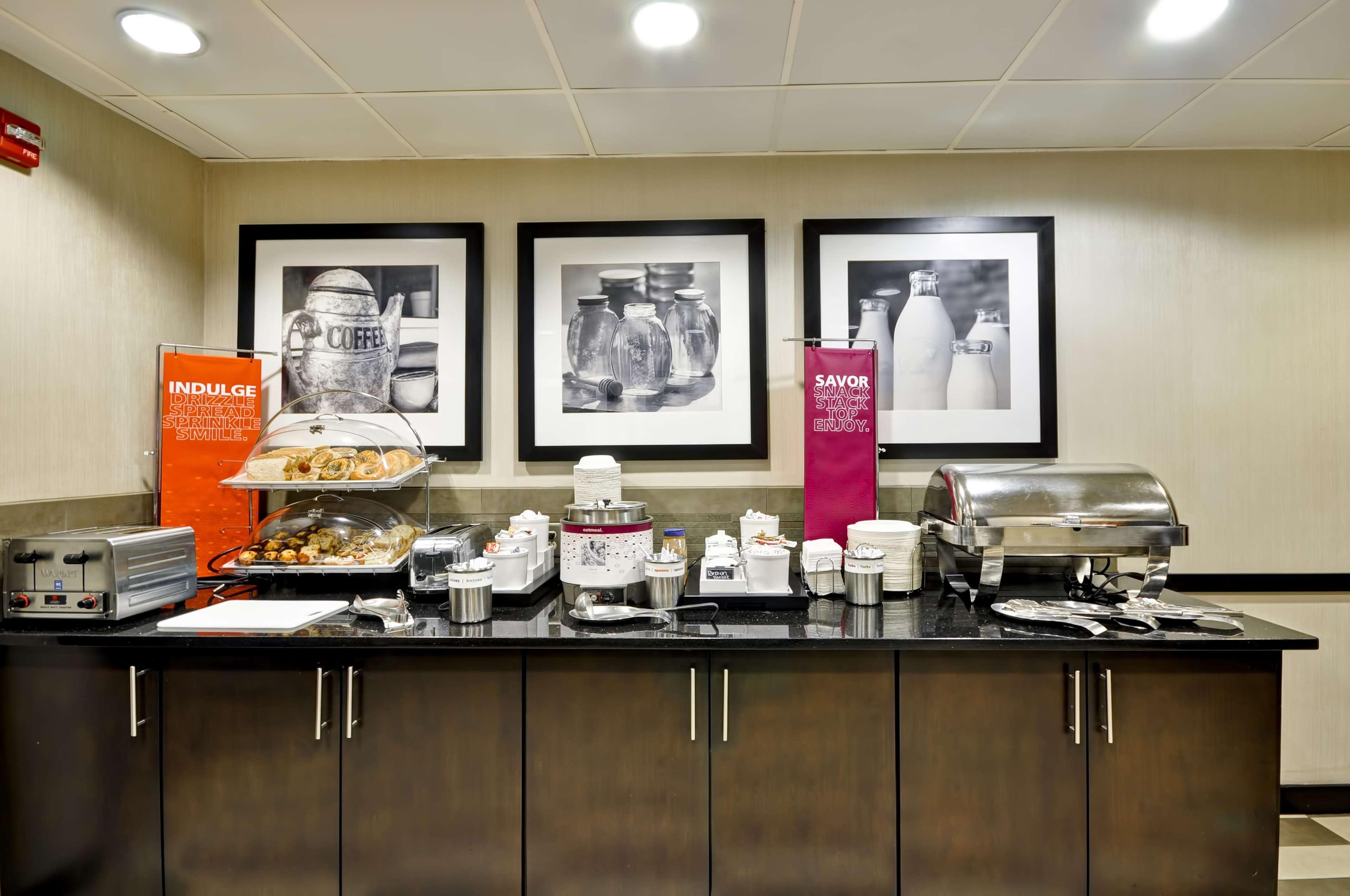 Hampton Inn Overland Park Dış mekan fotoğraf