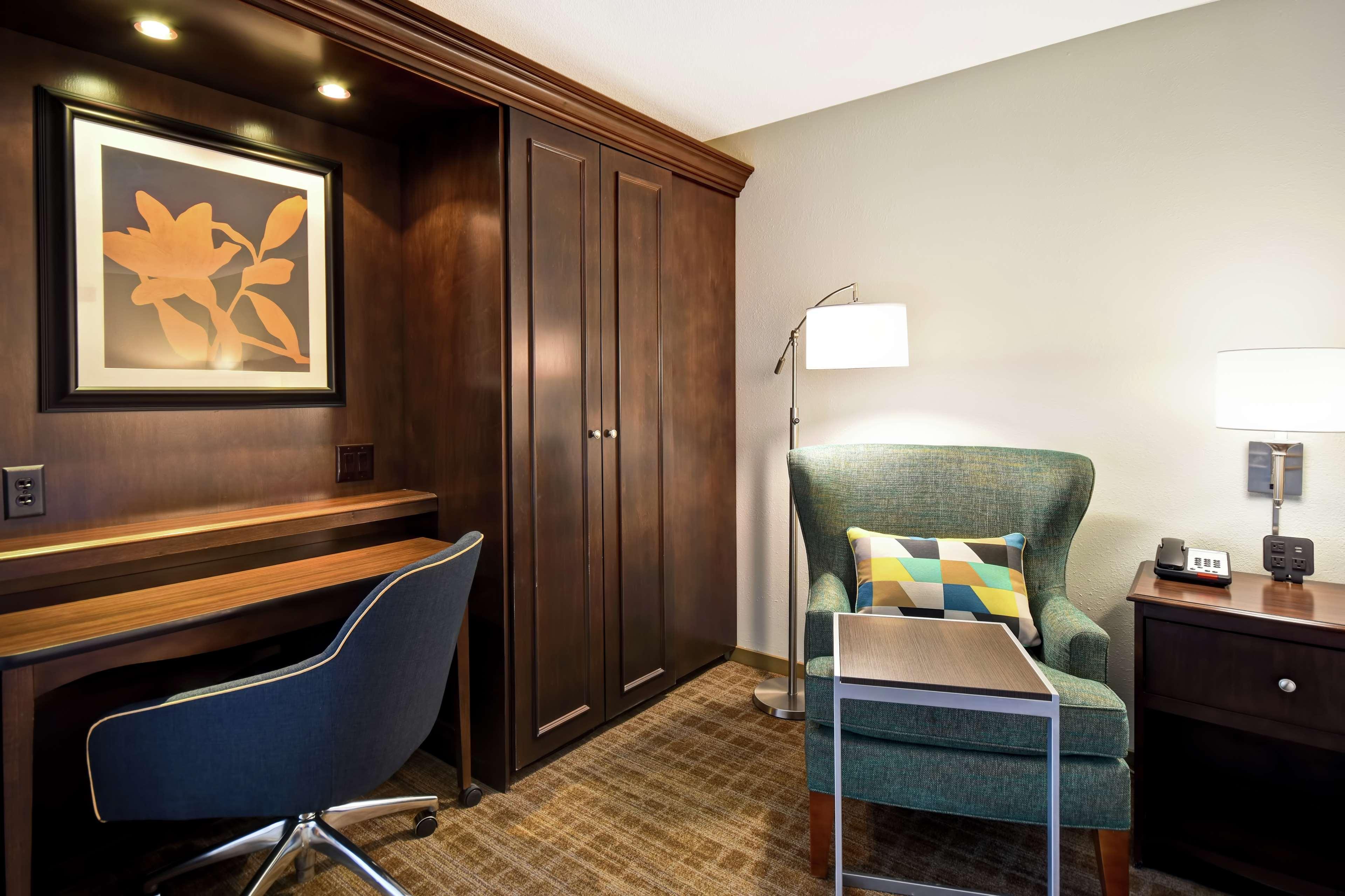 Hampton Inn Overland Park Dış mekan fotoğraf