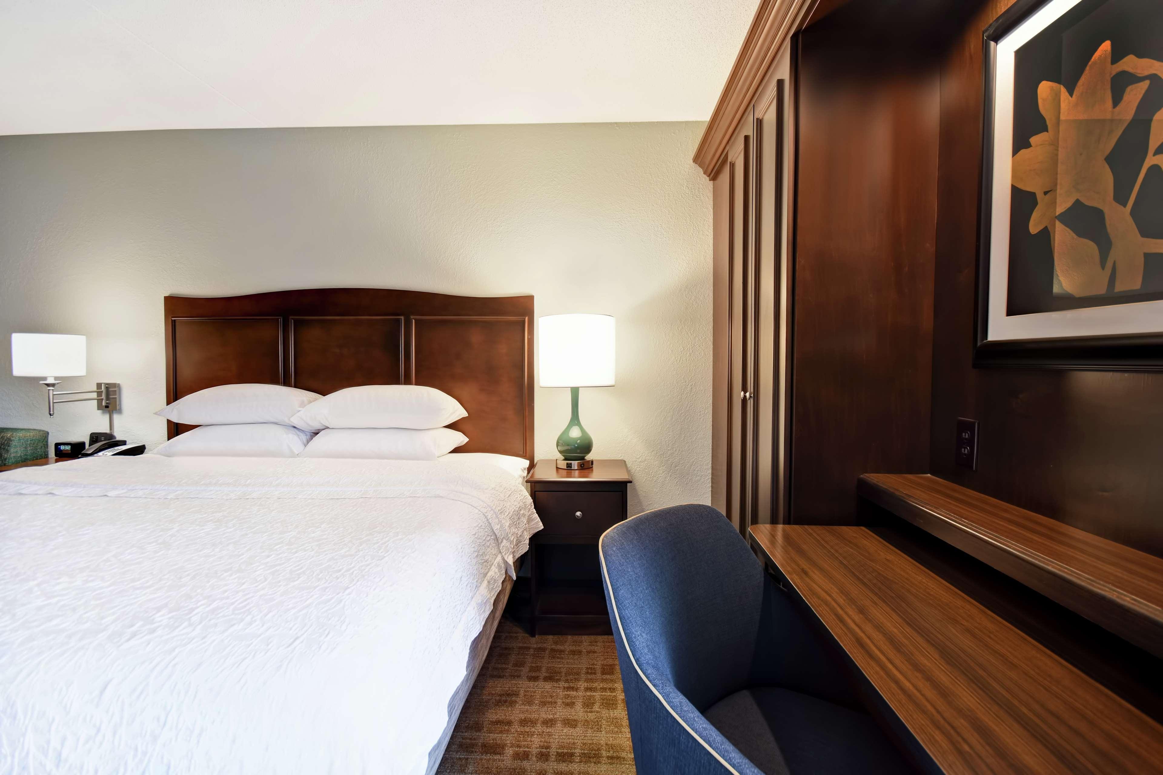 Hampton Inn Overland Park Dış mekan fotoğraf