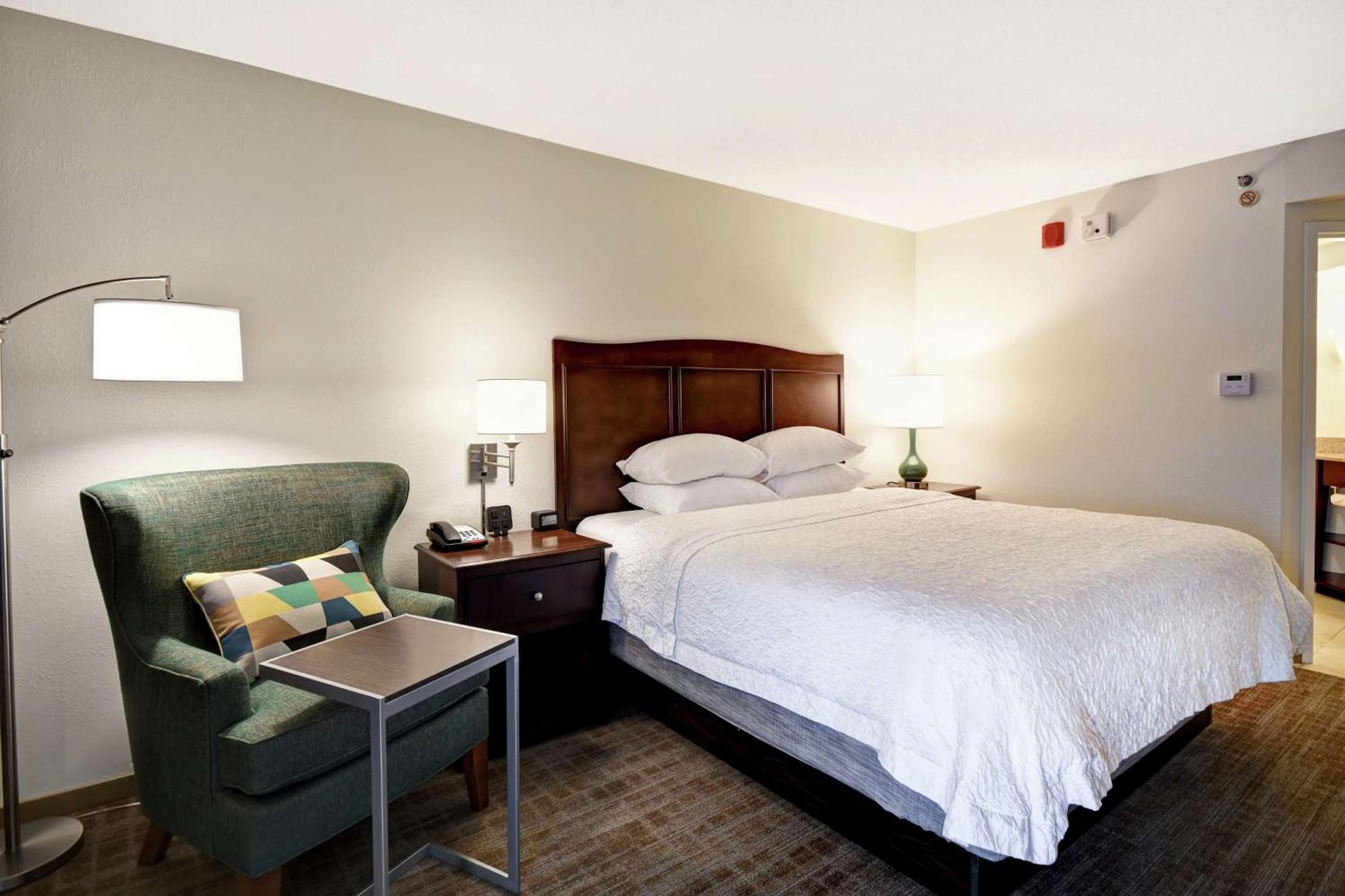 Hampton Inn Overland Park Dış mekan fotoğraf